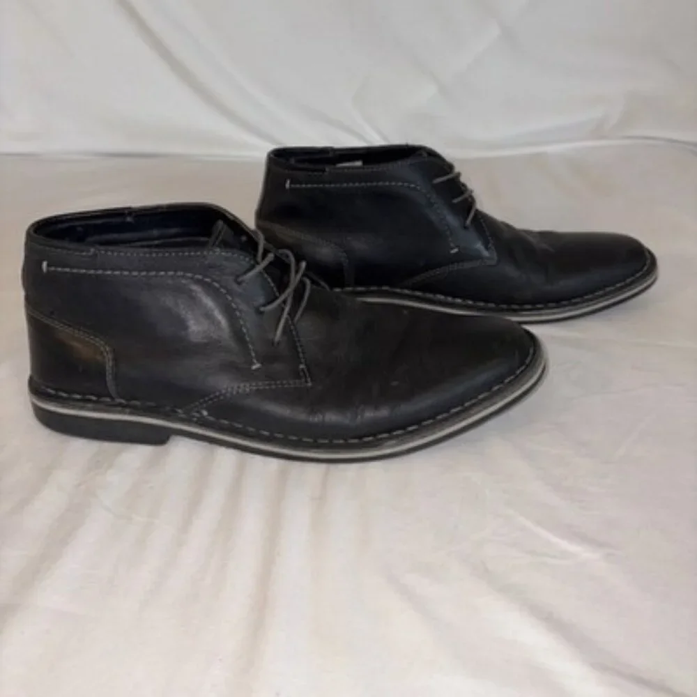 Steve Madden Mens 9.5 Chukka Ankle Boot Black Leather‎ Harken017
